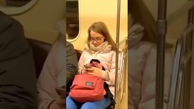 Лучший подкат к девушки за 20 секунд | бог пикапа! смотреть онлайн