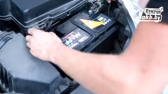 Замена аккумулятора на Peugeot 407 смотреть онлайн