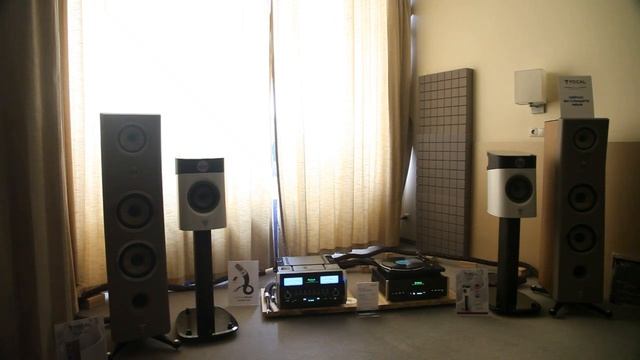 Focal Kanta №3 @McIntosh MA9000@HI-FI & HIGH END SHOW 2019 смотреть онлайн