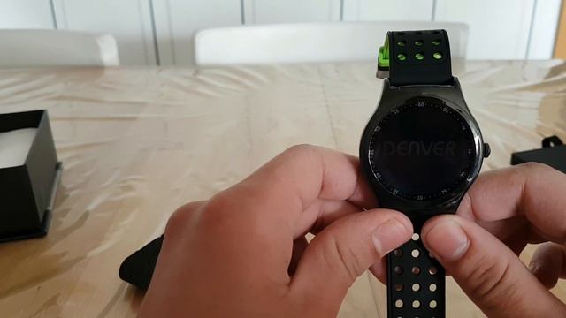 Sport Smartwatch Denver SW-450 -Unboxing and Quick Look- смотреть онлайн