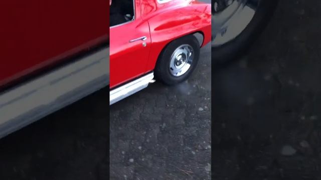 Chevrolet Corvette C2 (8.5 V8) Start up смотреть онлайн