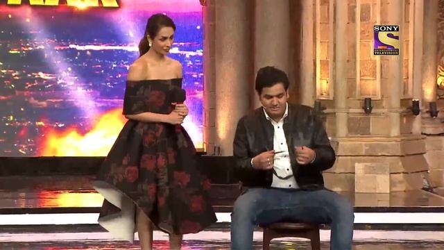 This Magician Made Coffee On Sidharth's Head | India's Got Talent Season 7 | Magic Series смотреть онлайн