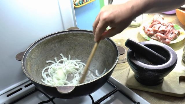 Очень вкусное овощное рагу с бараньей лопаткой..Просто, очень вкусно! смотреть онлайн