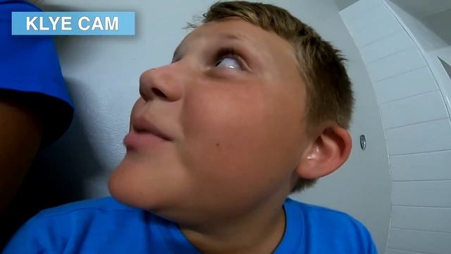 EXTREME Hello Neighbor IN THE DARK HIDE AND SEEK GAME смотреть онлайн