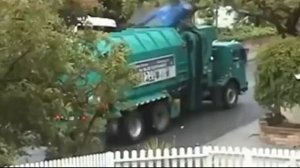 Бешеные мусоровозы