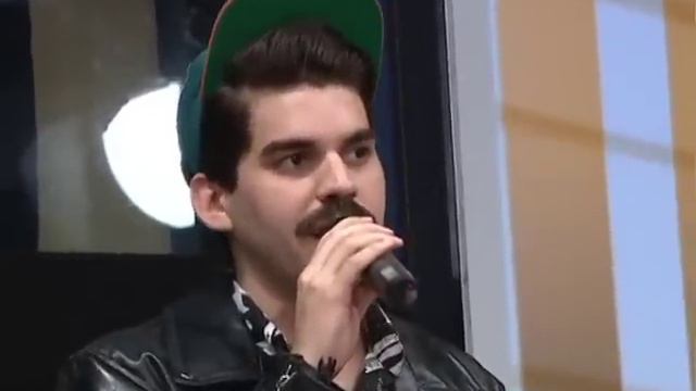 Câmara Ligada - Politicamente (in)correto - Entrevista Banda Uó смотреть онлайн
