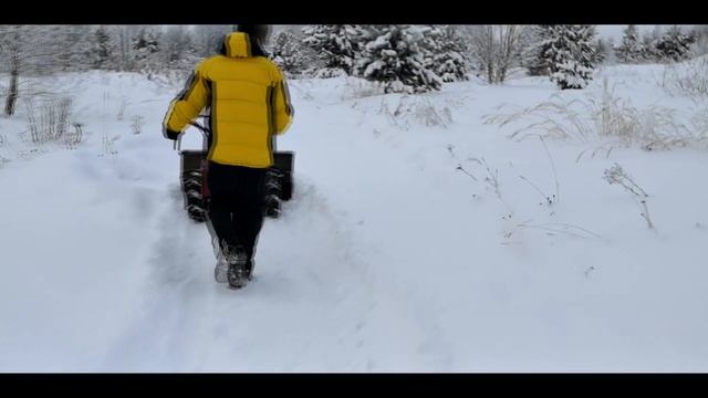 Честный обзор мини трактора МТ-100 Агромаш часть 2 и первая поломка смотреть онлайн