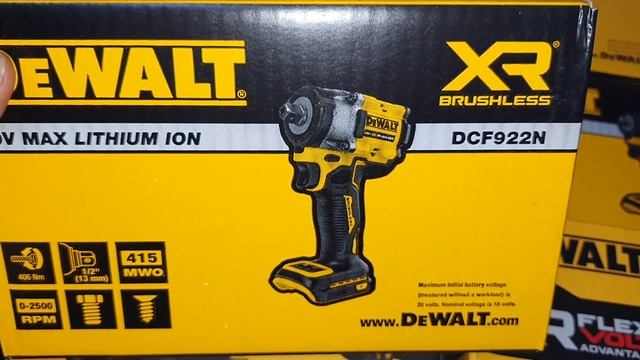 DEWALT DCF922 3450k Giảm Còn 2300k LH 0888840578