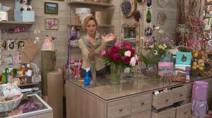 Что сделать, чтобы цветы долго стояли в вазе: советы флориста