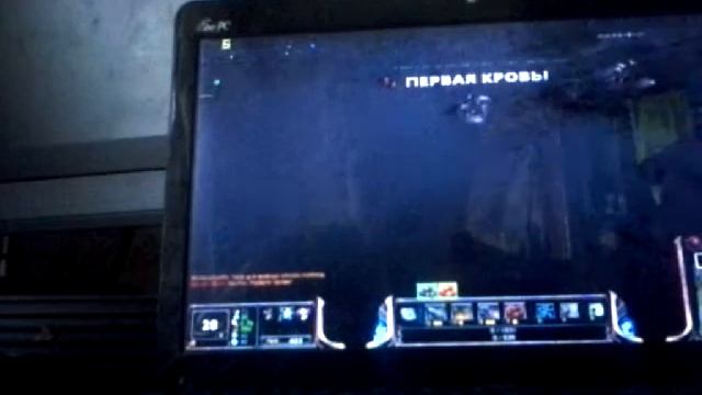 League of legends на нетбуке Asus 1215 P (N570,GMA 3150,2 GB RAM) смотреть онлайн