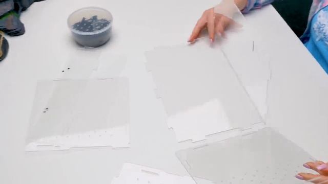 Jak rosną tarantule | Doskonały dom dla pająka смотреть онлайн