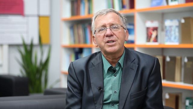 Заведующий кафедрой психологии и педагогики дистанционного обучения МГППУ Бронюс Айсмонтас смотреть онлайн