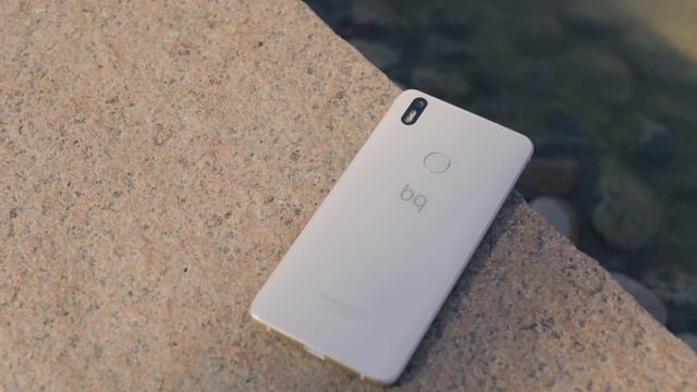 Знакомство с брендом BQ на примере BQ Aquaris X и X Pro. Почему стоит покупать BQ?