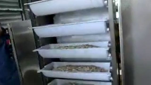 КОВШОВЫЙ ВЕРТИКАЛЬНЫЙ КОНВЕЙЕР НЕПРЕРЫВНОГО ДЕЙСТВИЯ ДЛЯ ТРАНСПОРТИРОВКИ СЫПУЧИХ ПРОДУКТОВ, смотреть онлайн