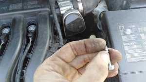 Замена воздушного фильтра на рено флюенс