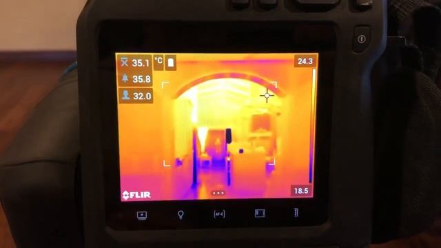 FLIR T540 Screening mode with febrile person смотреть онлайн