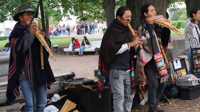 Inty Pakarina (Alfredo Cañamar) & Ecuador Indians (Ecuador Artist) 09.08.19