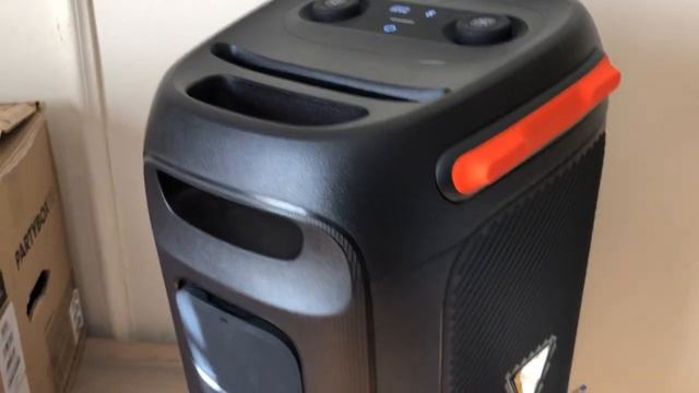 JBL Party Box 110 Unboxing - Sound check and REVIEW!! смотреть онлайн