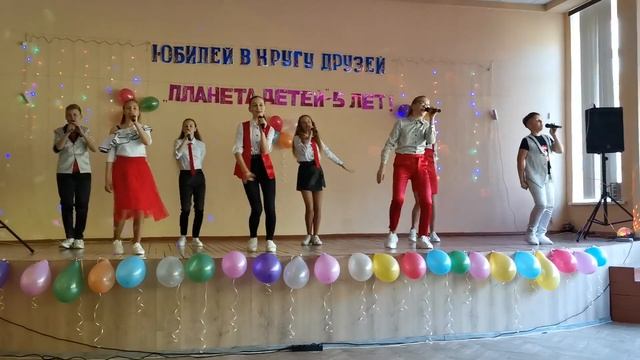 "зажигаем звезды" - "Планета детей" руководитель Татьяна Шульжик. смотреть онлайн