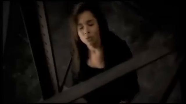 Chimène Badi Entre nous смотреть онлайн