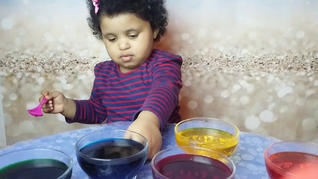 Красим яйца. Всех С ПРаздником Новруз.paint eggs Holidays смотреть онлайн