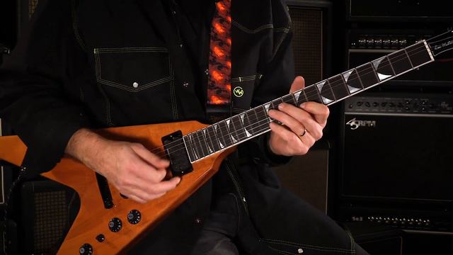 Gibson Dave Mustaine Flying V EXP • SN: 225520194 смотреть онлайн