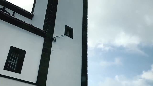 Ты.. УЕХАЛА НА ОСТРОВ С ЧЁРНЫМ ПЕСКОМ ПОСРЕДИ ОКЕАНА?? смотреть онлайн