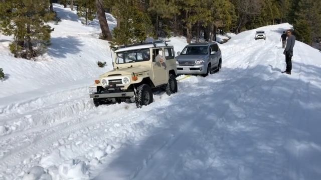 Fj40 Vs Trd Pro Tacoma 4runners Lexus Gx450 In The Snow