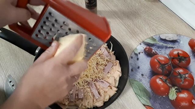 ПИЦЦА БЕЗ ТЕСТА! ГОТОВИМ ЗА 15 МИНУТ!!pizza without dough!! смотреть онлайн