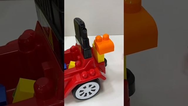 Детская Каталка EVERFLO Builder truck ЕС-917T c прицепом и кубиками смотреть онлайн