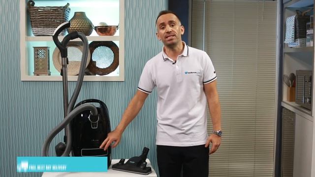 Miele Complete C3 Hardfloor PowerLine Vacuum Cleaner 09983690 Overview - Appliances Online смотреть онлайн