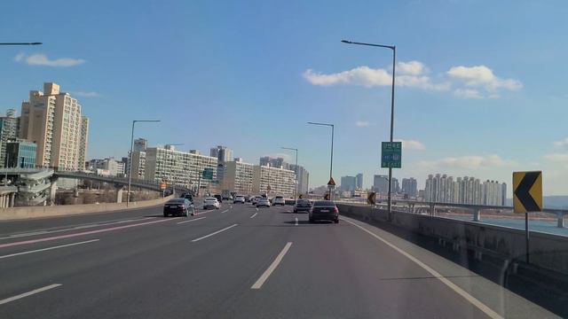 A quick trip to Korea on the road(Sub).도로로 보는 빠른 한국여행. 목동에서 강변북로,한남동 смотреть онлайн