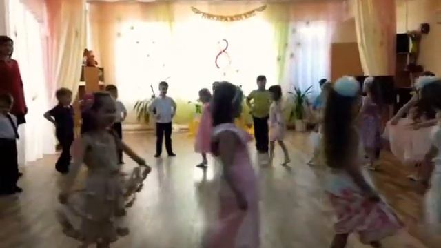 8 марта ''цветик-семицветик'' смотреть онлайн