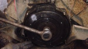 Замена сальника коленчатого вала на Запорожце 968М