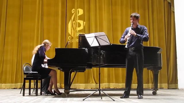 Poulenc. Clarinet Sonata. 3. Allegro con fuoco (Très animé) смотреть онлайн