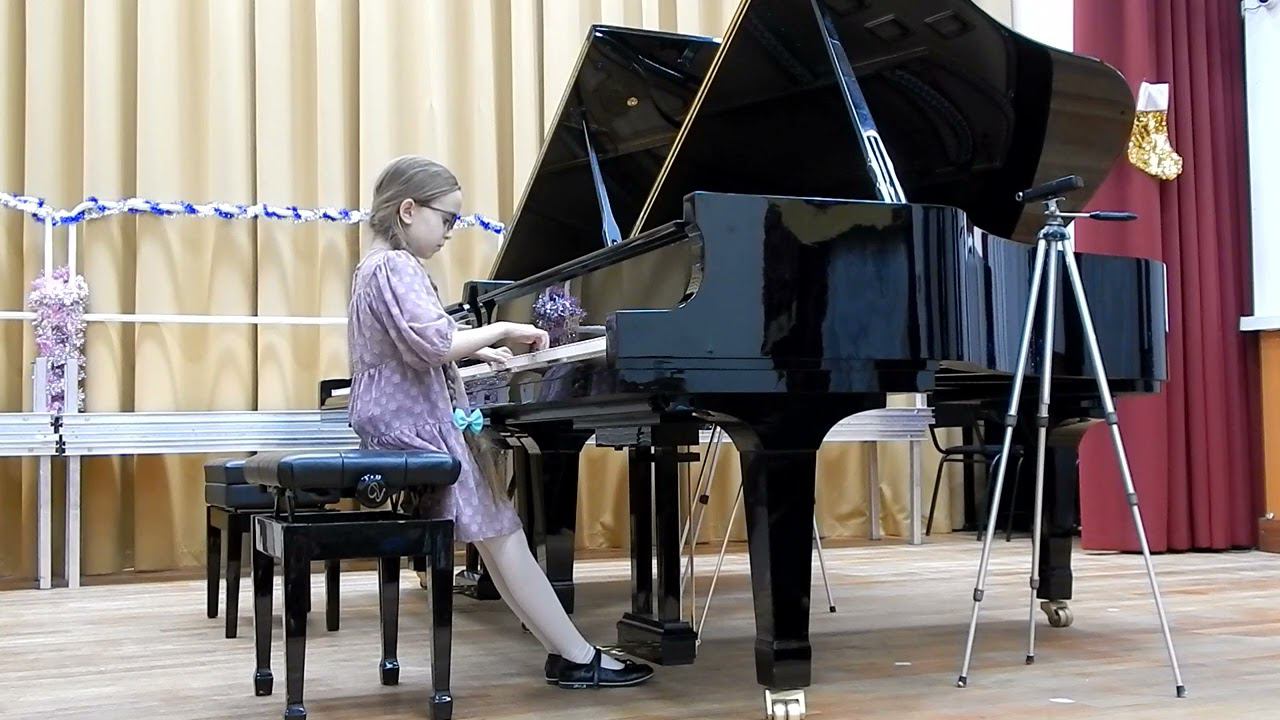 3. Ф. Бургмюллер - «Тревога», исп. Колегова Арина (2 класс) смотреть онлайн