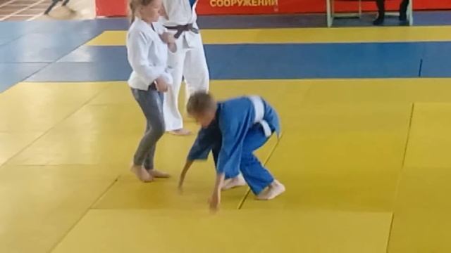 Я делаю 5 приёмов по дзюдо смотреть онлайн