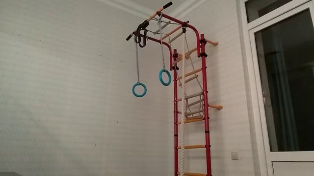 Качаемся на шведской стенки!Как заниматься?! смотреть онлайн