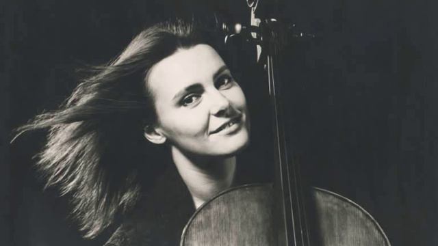 Michaela Fukačová - Martinů 7 Arabesques Nr. 7 Allegretto moderato смотреть онлайн