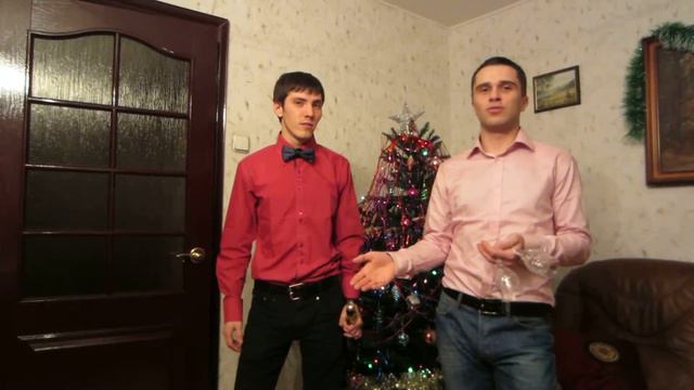 Новогоднее поздравление от Дениса Коршунова и Максима смотреть онлайн