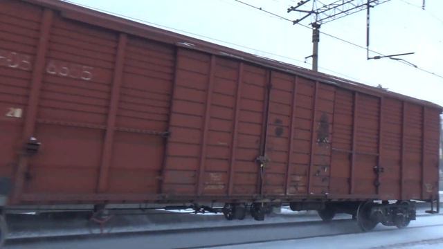 Электровоз ВЛ80С-2650 с грузовым поездом смотреть онлайн
