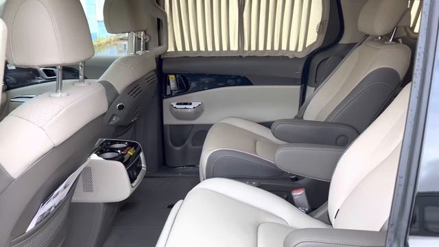 Обзор Kia Carnival Hi-Limousine 2022 модельного года/Киа Карнивал 4 Лимузин смотреть онлайн
