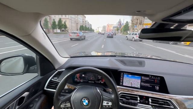 Тест драйв БМВ X5 G05 2020 вождение от первого лица / POV Test drive BMW X5 G05 2020 city driving смотреть онлайн