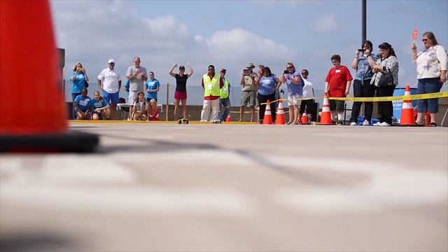 The MLGW A-Blazing Race 2014: A Model Solar Car Race смотреть онлайн