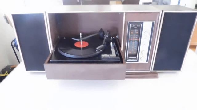 1968 ADMIRAL STEREO record player, AM-FM-AFC playing a 78 RPM record. смотреть онлайн