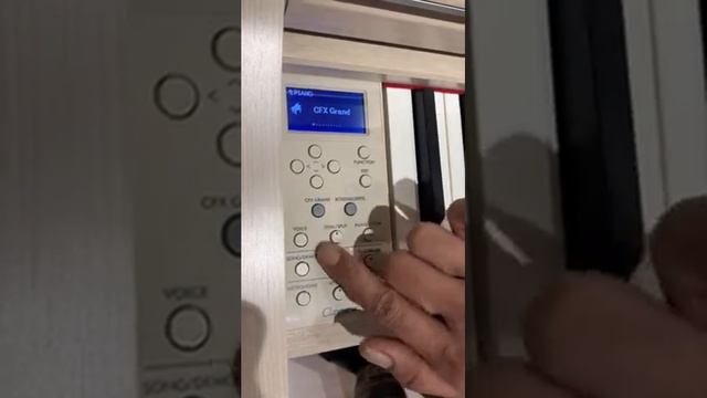 YAMAHA CLP 735 piano смотреть онлайн