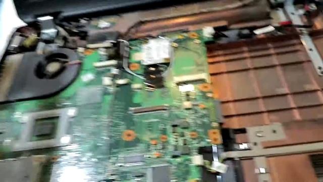 Toshiba L300 - Komputer ze śmietnika. Jak uratować laptopa? Procesor, system, Cz.2 смотреть онлайн