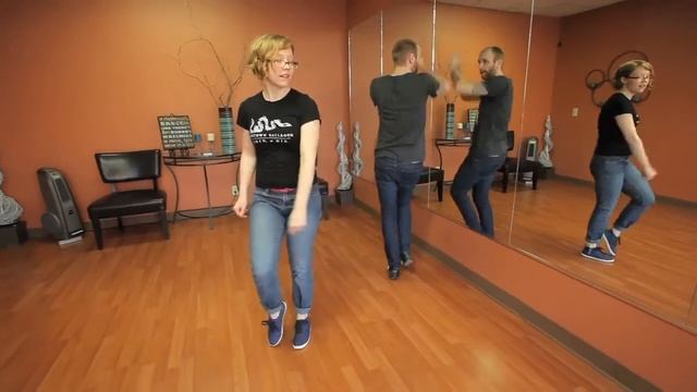 Black Bottom Routine - Mike and Casey смотреть онлайн