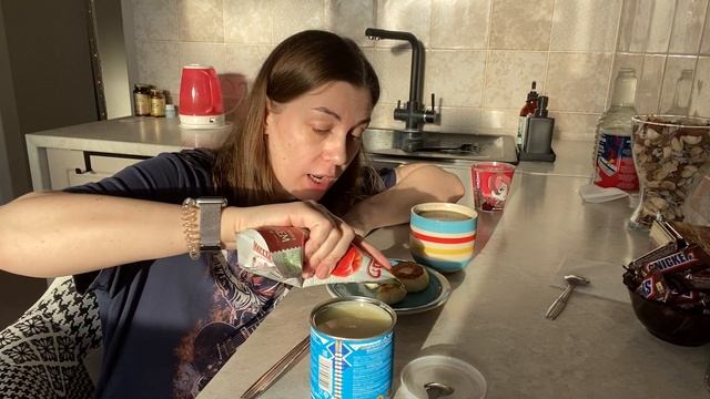 Я ГОВОРЮ НЕТ??♀️ ЗАЧЕМ этот САМООБМАН?? ЗАВТРАК? СЫРНИКИ и КОФЕ☕️? смотреть онлайн