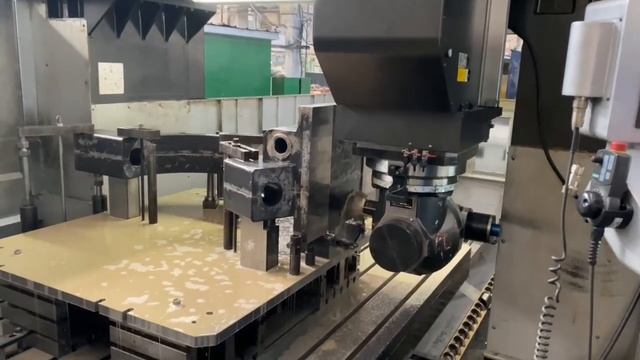 Обработка люнетов для специализированных тяжелых токарных обрабатывающих центров "Саста" смотреть онлайн